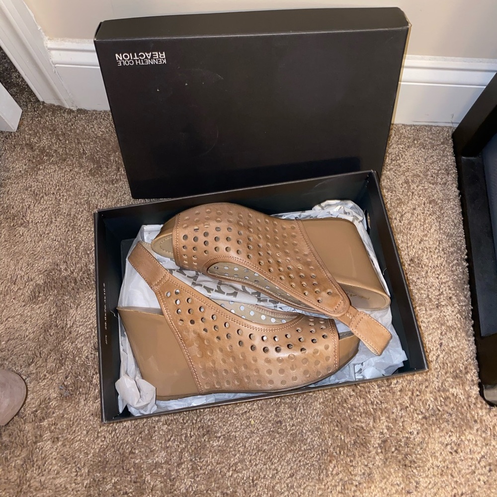 Kenneth Cole Wedges